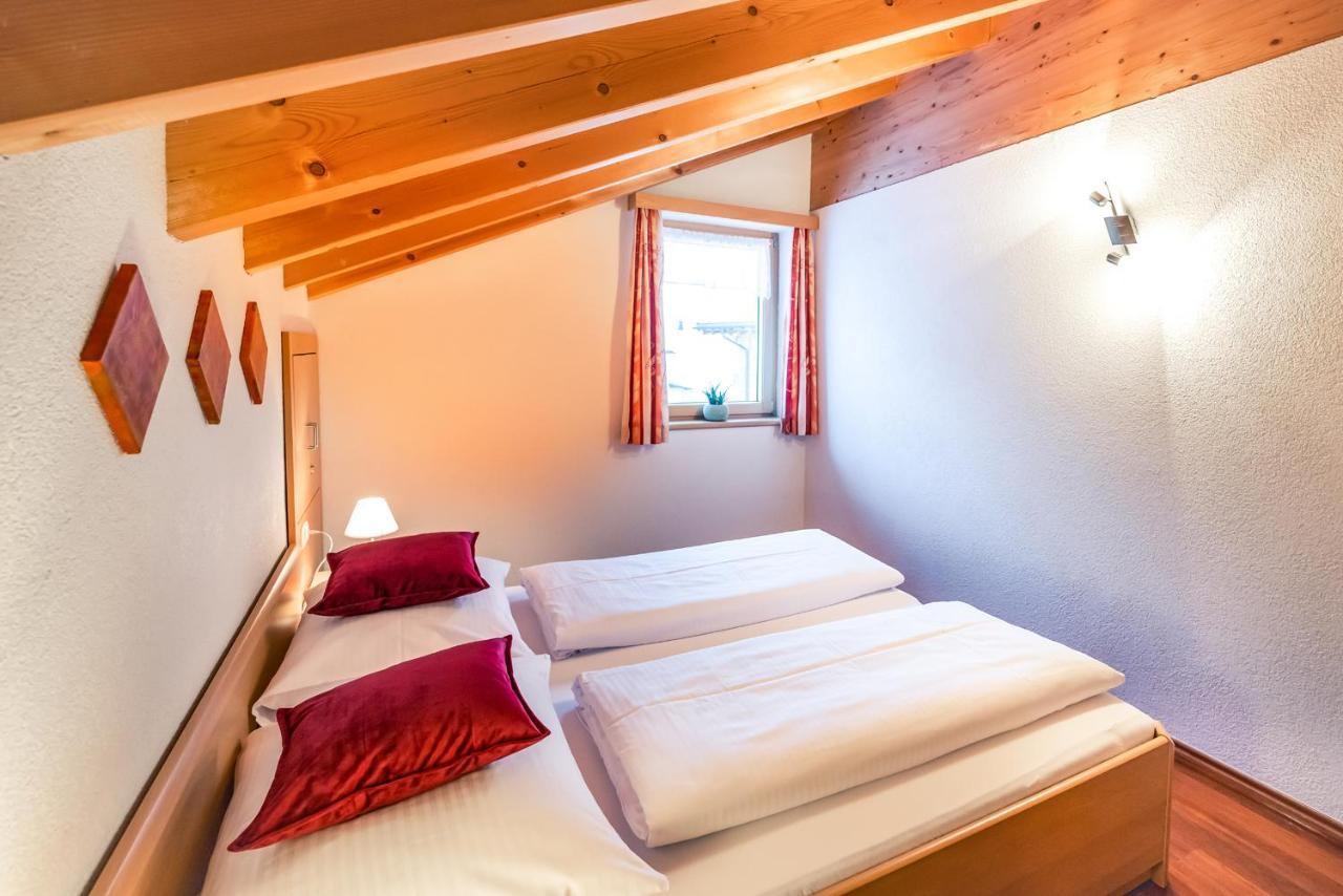 Haus Rothorn Apartman Schröcken Kültér fotó