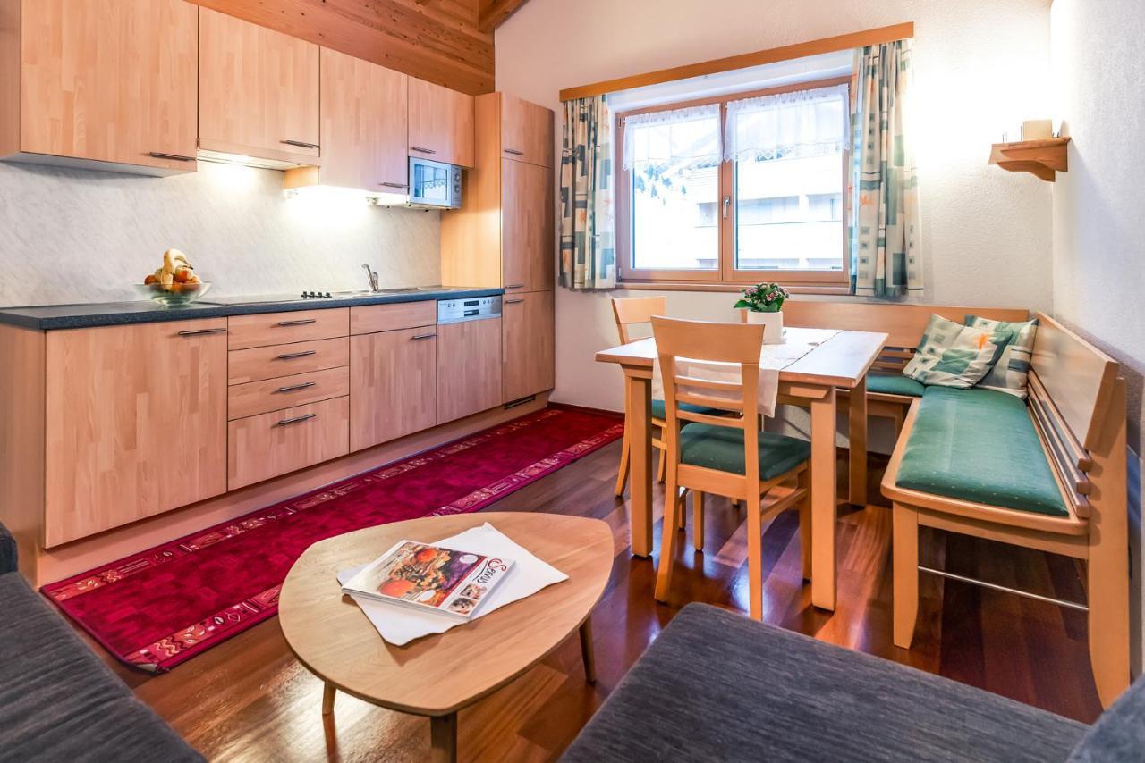Haus Rothorn Apartman Schröcken Kültér fotó