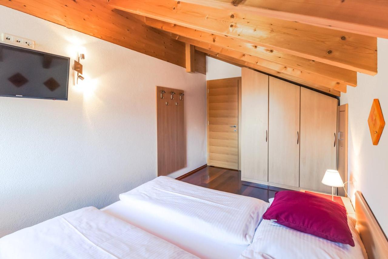Haus Rothorn Apartman Schröcken Kültér fotó