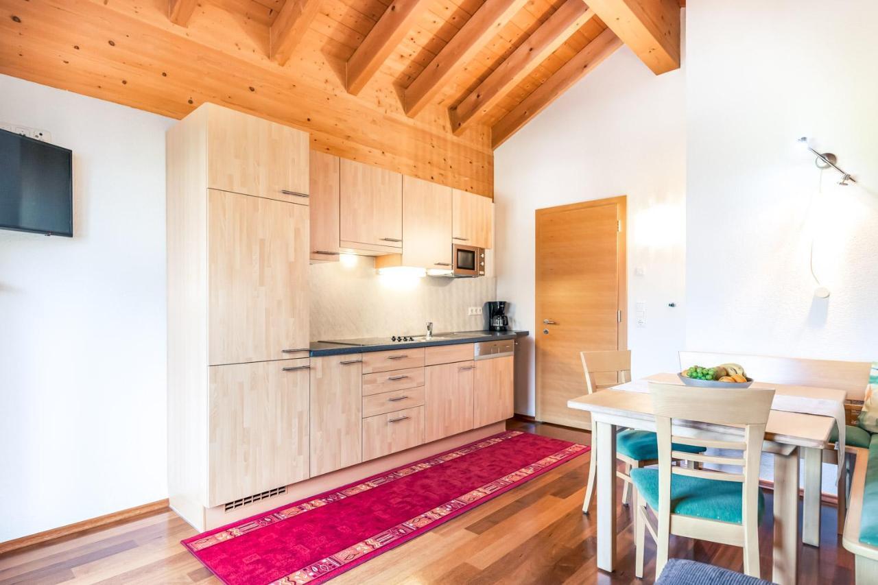 Haus Rothorn Apartman Schröcken Kültér fotó